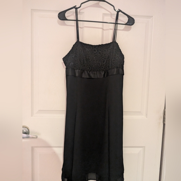 Little Black dress - Picture 1 of 3